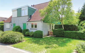 Three-Bedroom Holiday Home in Wemeldinge
